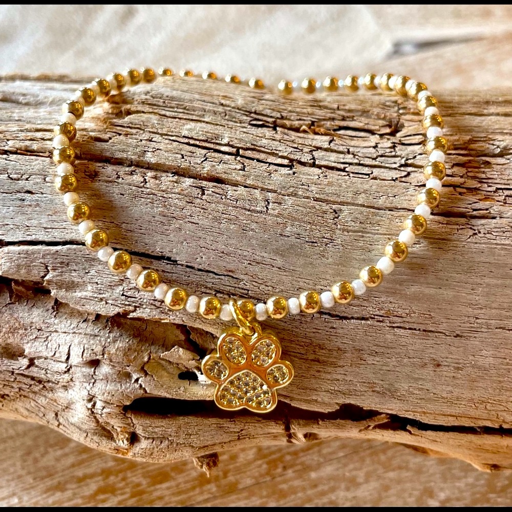 Handmade 14k gold filled bead + white seed beads stretch paw print bracelet